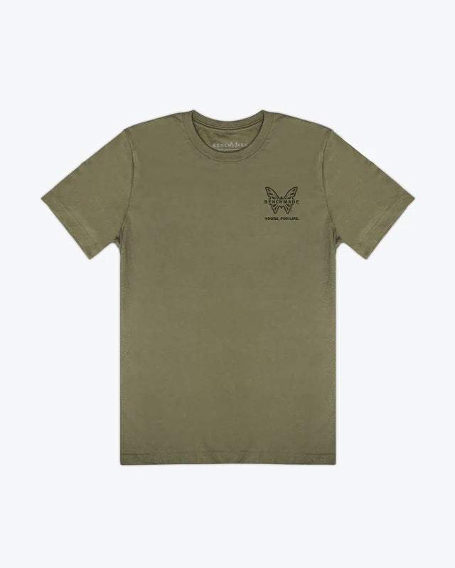 polera oliva logo chico 1